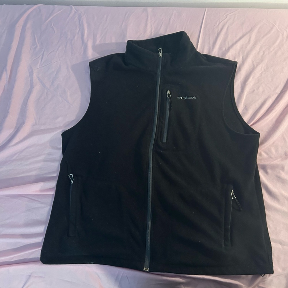 Columbia Black Fleece Vest